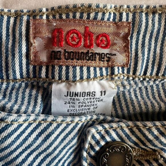 2000s NoBo No Boundaries Blue & White Railroad Striped Capris Sz 11 Y2K‎ Twee - Picture 2 of 5